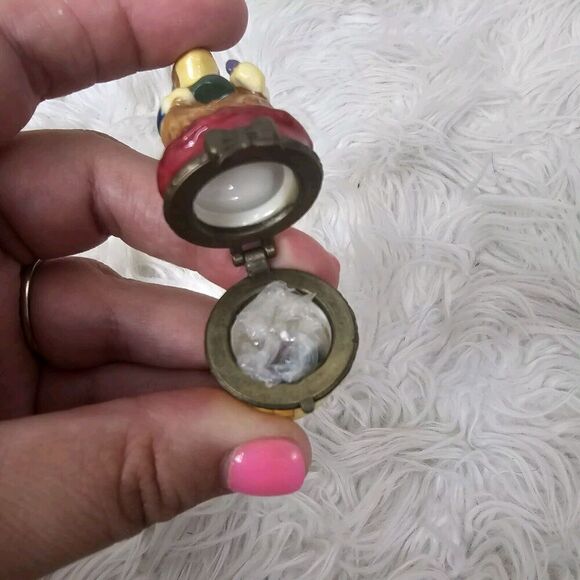 Miniature Little Jack Horner Nursery Rhyme Trinket Box Hinged Plus Pie VTG - Picture 7 of 7